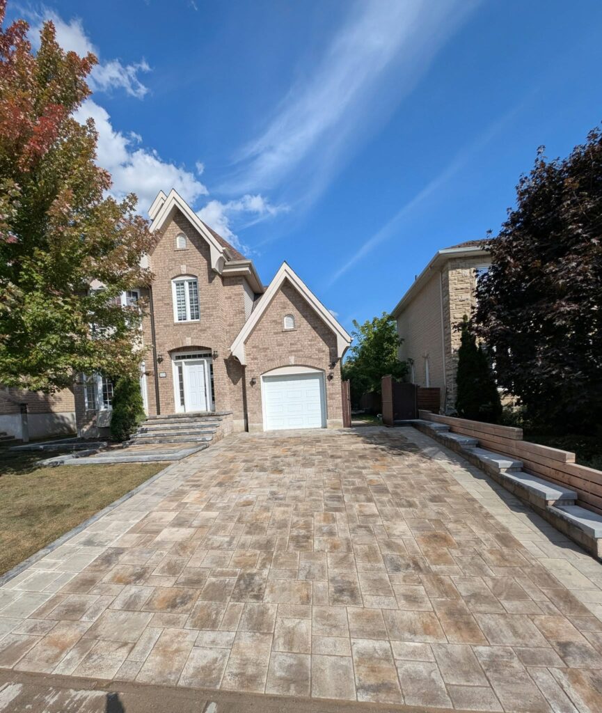 PAVÉ UNI SOUSA 8150648 CANADA INC - photo 5