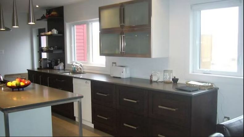 LES MEUBLES C.L.M. INC - photo 2