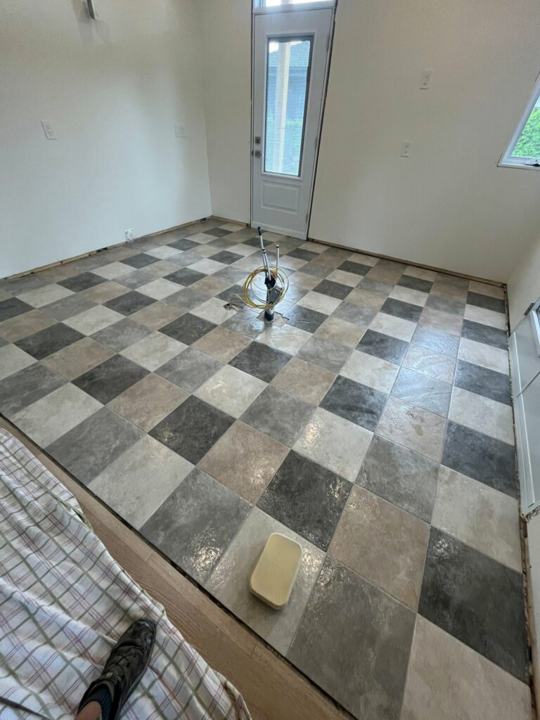 CONSTRUCTION SIGNATURE LL INC - photo 1