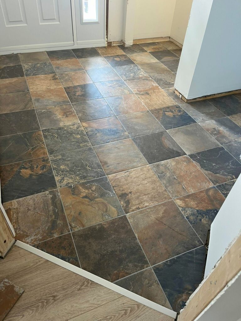CONSTRUCTION SIGNATURE LL INC - photo 2